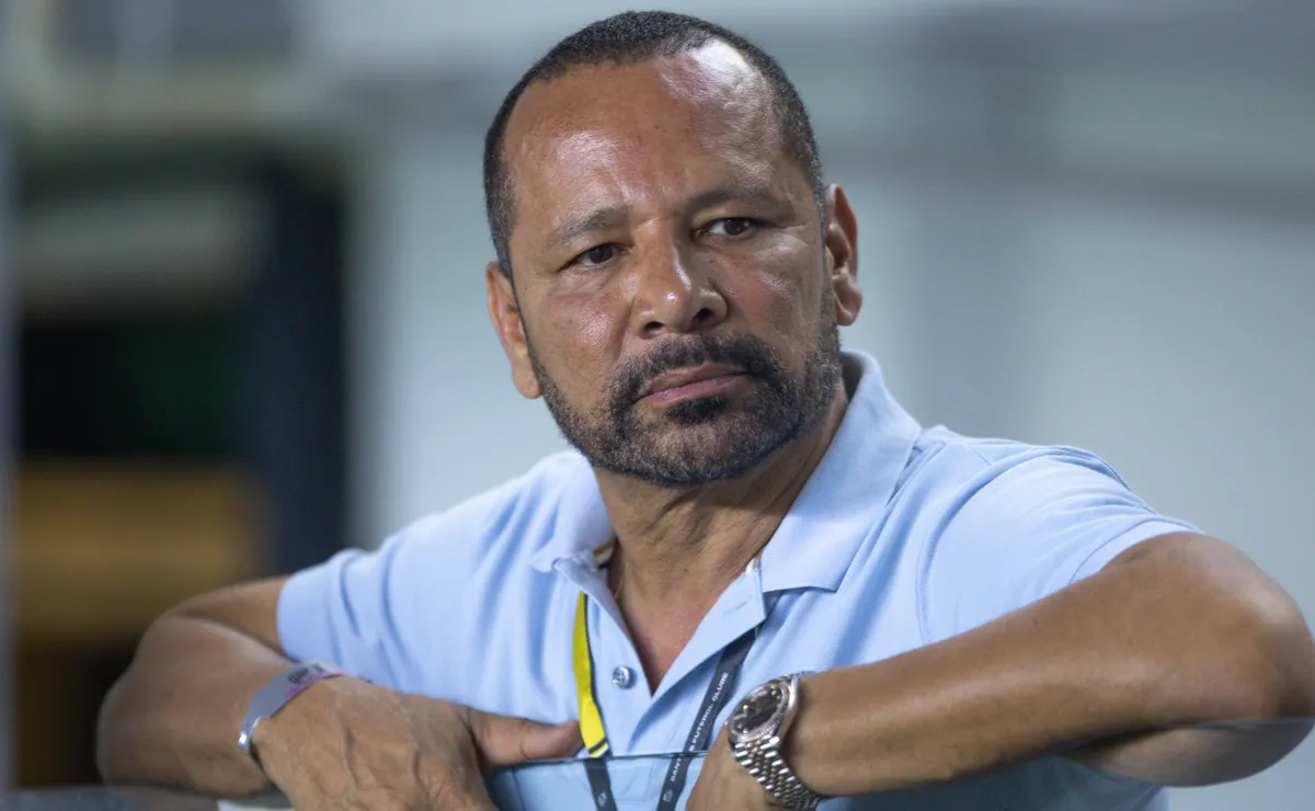 Neymar Pai expõe entrave para renovar com o Santos: “a gente precisa discutir”