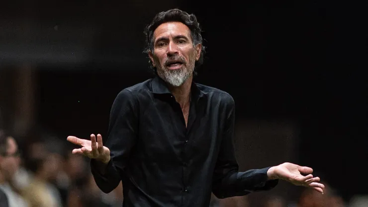 Eduardo Domínguez ainda não definiu 100% da escalação no Galo.