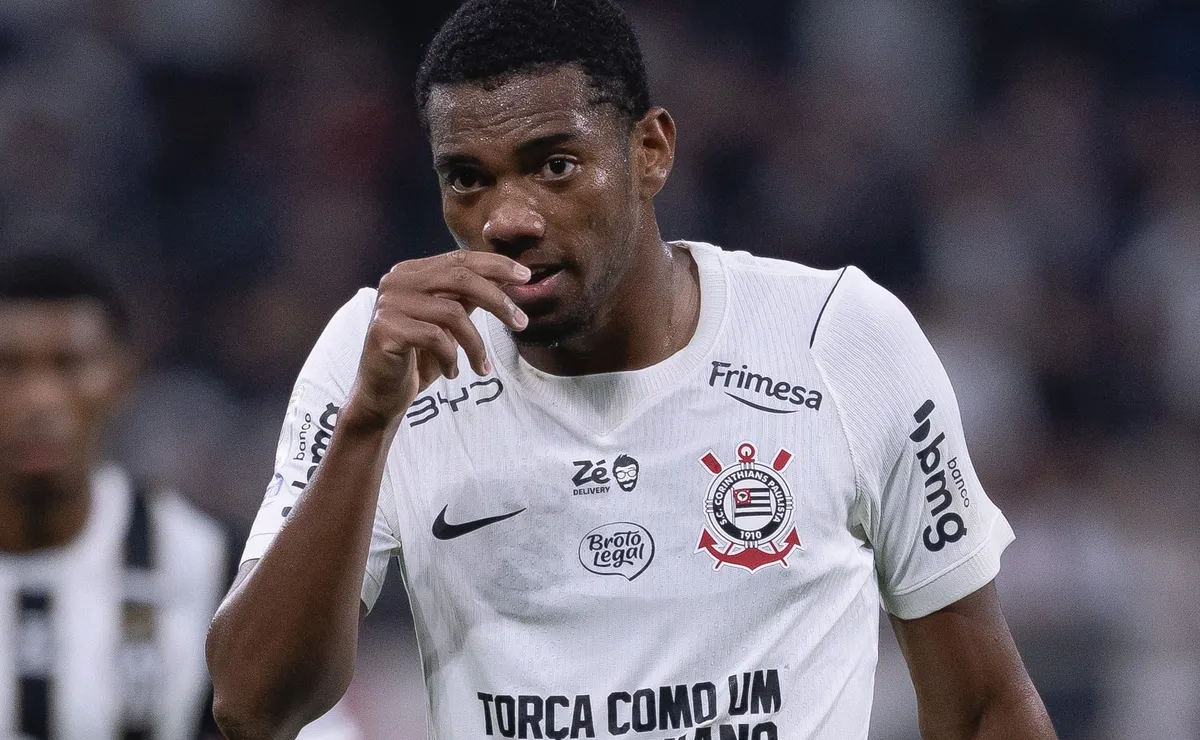 Corinthians estipula R$ 130 milhões por André e empresários vão à Europa em busca de interessados