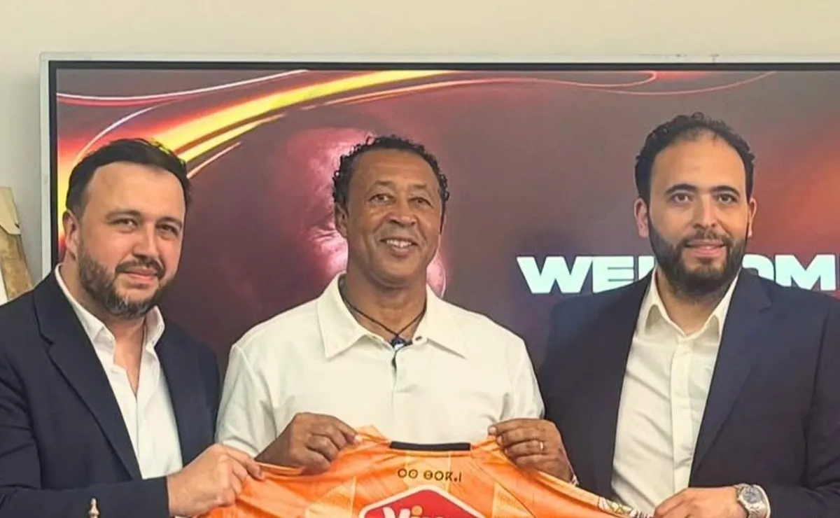 Bubista, técnico de Cabo Verde na Copa, assume projeto em Marrocos e vai comandar o Berkane