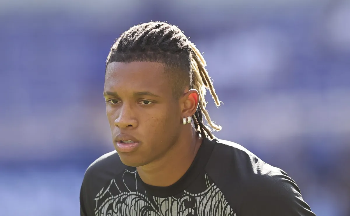 Futuro de Danilo: Volante dá o ‘sim’ à Atalanta, mas Botafogo exige mais dinheiro para fechar negócio