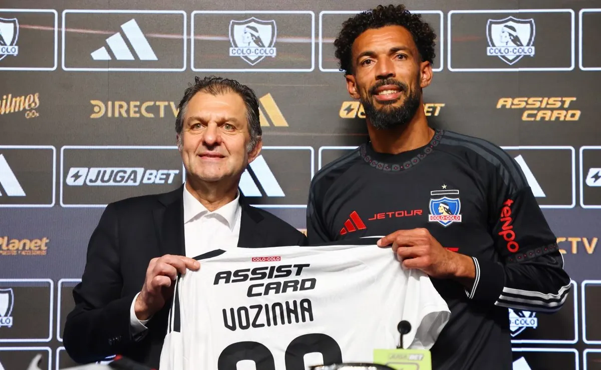 Vozinha surpreende em entrevista no Colo-Colo e cita Valdivia: “Conheço muito sobre as seleções”