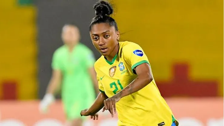 Kerolin em ação pela Seleção Brasileira, agora a craque vai brilhar no Barcelona (Photo by Gabriel Aponte/Getty Images)