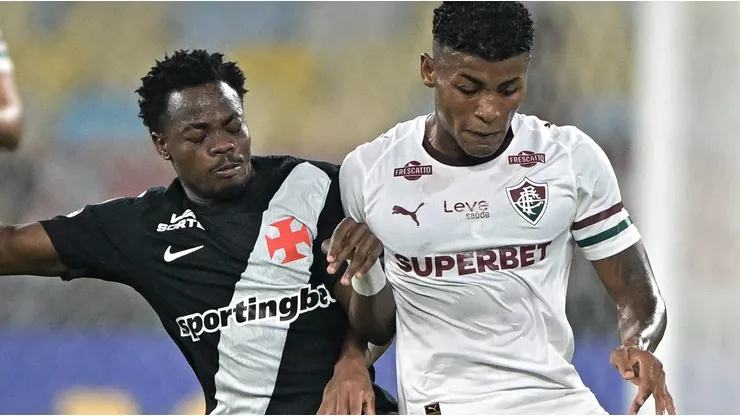 Vasco e Fluminense não saíram do 0 a 0 no sábado (1) - Foto: Thiago Ribeiro/AGIF.