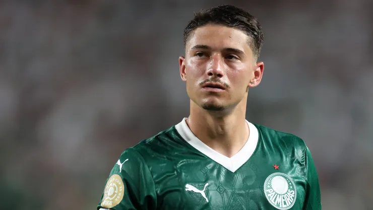 Emi Martínez tem contrato no Palmeiras até o fim de 2029