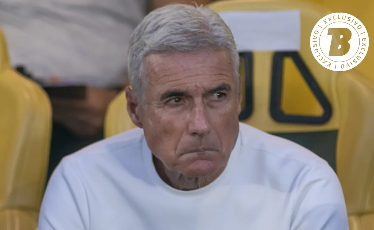 Vídeo: Torcida do Grêmio opina sobre demissão de Luís Castro antes de jogo contra o Mirassol