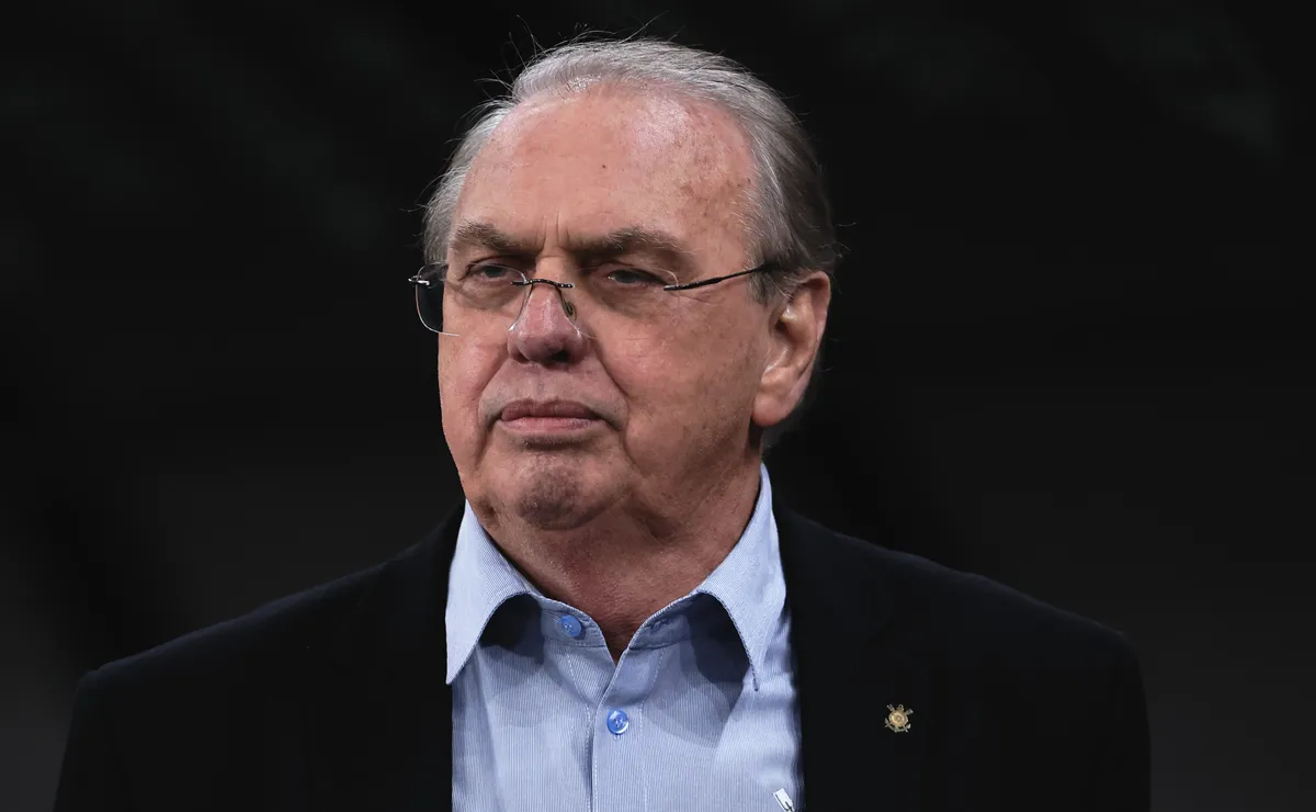 Corinthians busca apagar incêndio no gramado após críticas duras de comissão e elenco