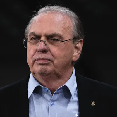 Corinthians intervém após críticas ao gramado e busca solução imediata