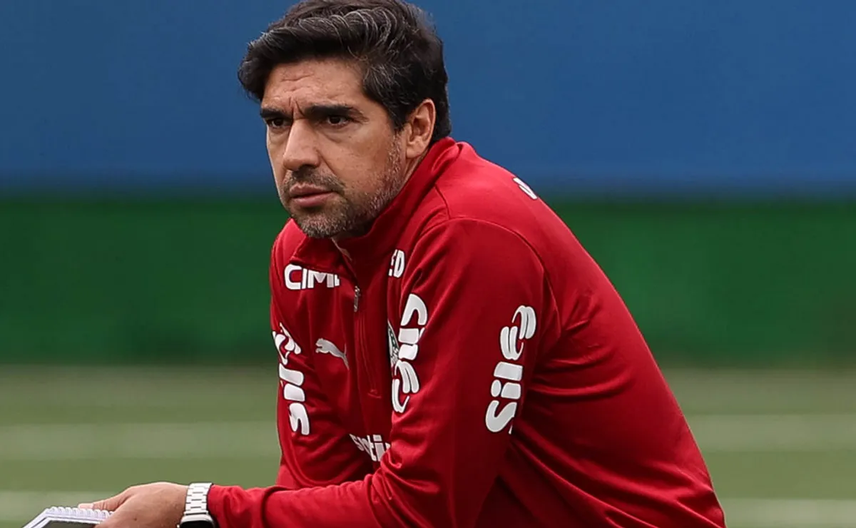 Opinião: Abel mudou o Palmeiras antes da crise, aí está a maior lógica dos três zagueiros