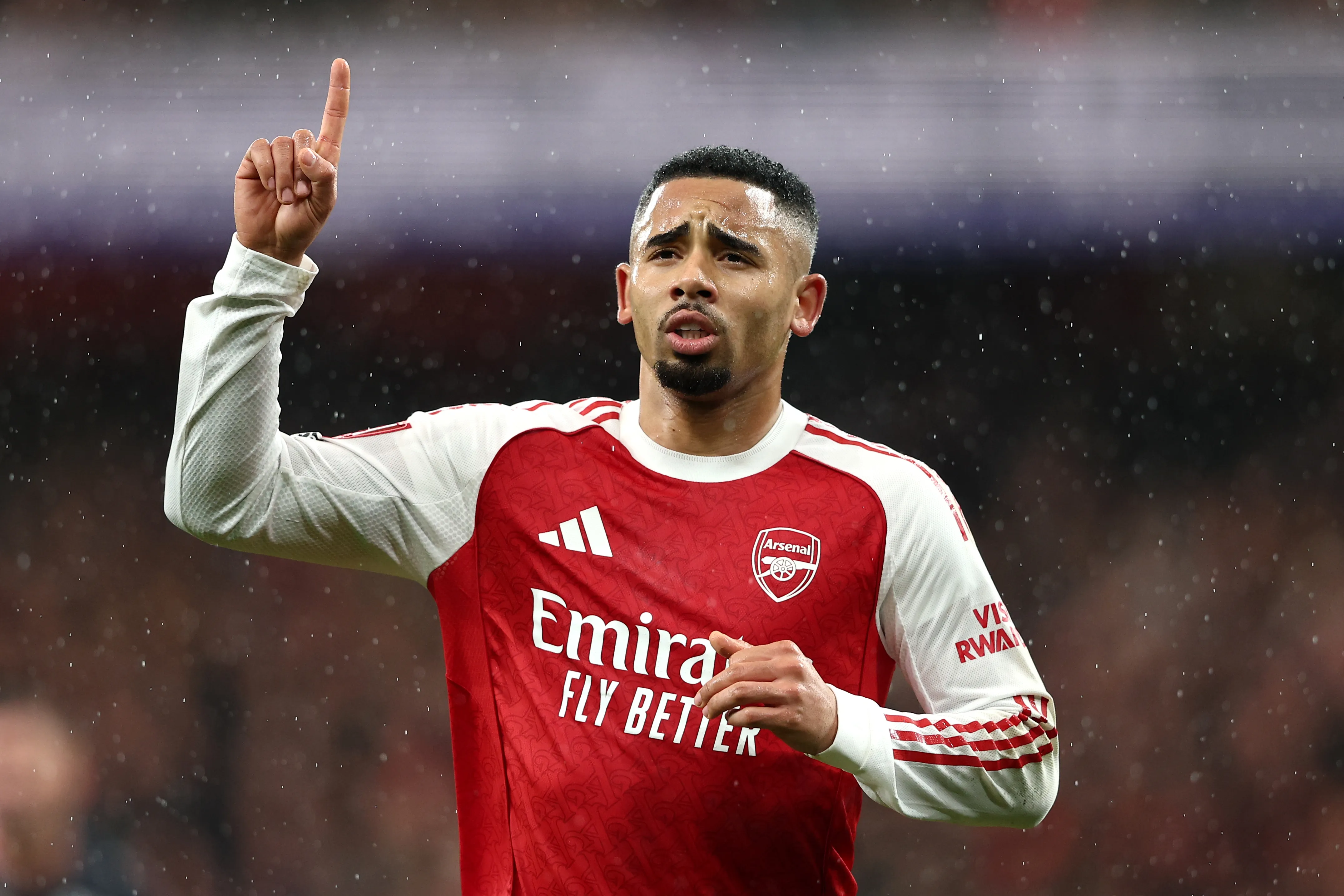 No Arsenal, Gabriel está perto de igualar Roberto Firmino como maior artilheiro brasileiro da Premier League – Foto: James Fearn/Getty Images