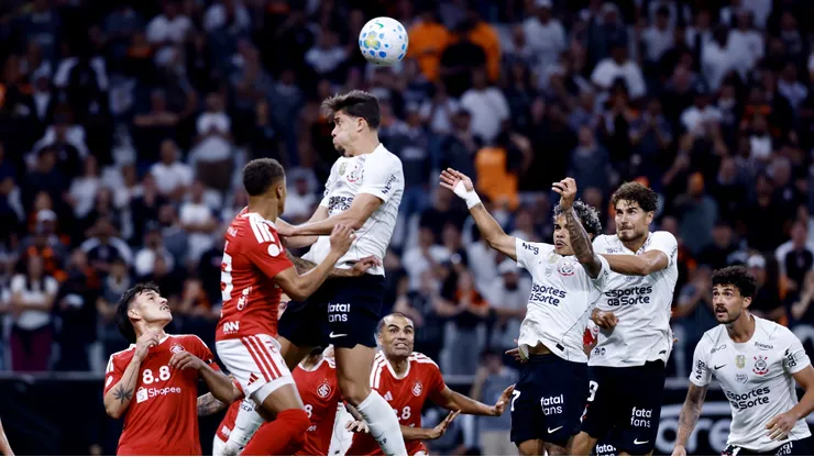 SP - SAO PAULO - 06/08/2026 - COPA DO BRASIL 2026, CORINTHIANS X INTERNACIONAL - Rodrigo Garro jogador do Corinthians durante partida contra o Internacional no estadio Arena Corinthians pelo campeonato Copa Do Brasil 2026. Foto: Marcello Zambrana/AGIF