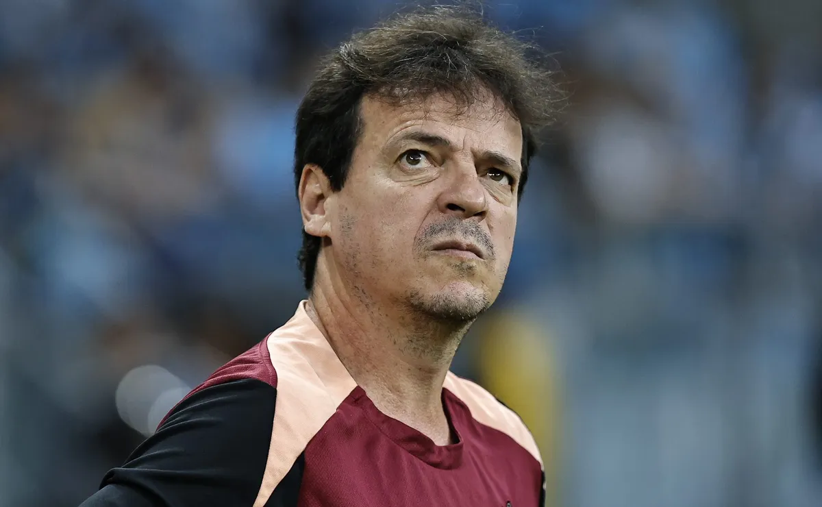 Diniz detalha lista de erros da arbitragem como culpada pela eliminação do Corinthians