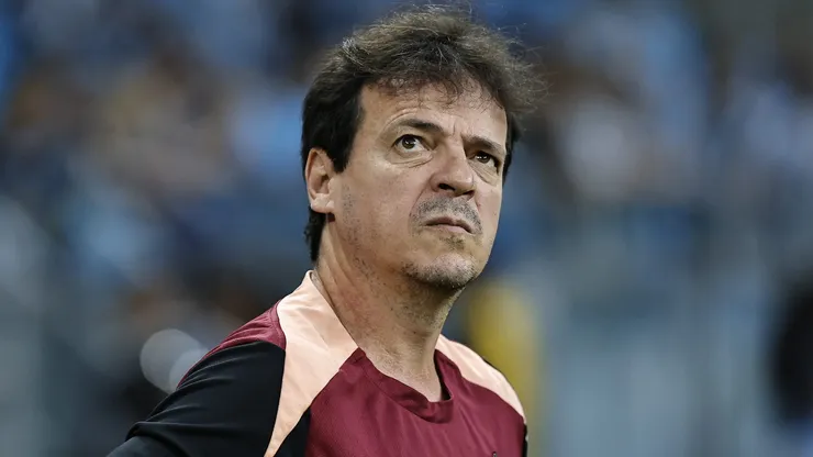 Diniz não escondeu sua fúria contra a arbitragem - Foto: Roberto Vinicius/AGIF