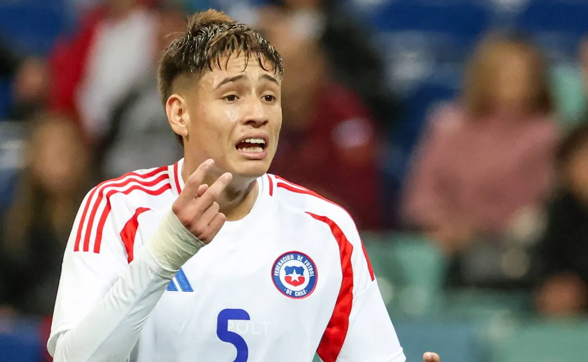 Atlético-MG acerta empréstimo de Iván Román ao Colo-Colo até o fim de 2027