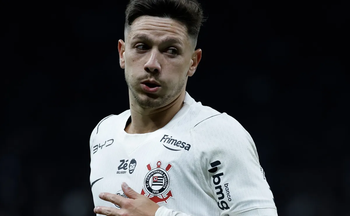 Rodrigo Garro lamenta eliminação do Corinthians e defende elenco: “Não vou duvidar do meu grupo”