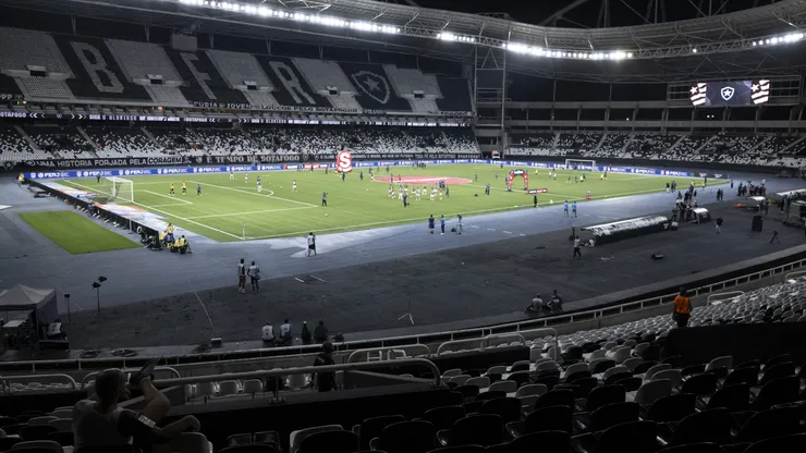 Fluminense x Botafogo pelo feminino é adiado. Foto: Jorge Rodrigues/AGIF