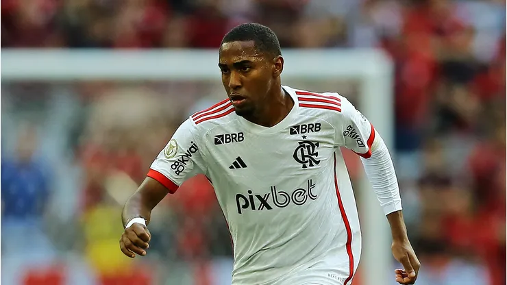 Lorran, meia-atacante do Flamengo - Foto: Heuler Andrey/Getty Images