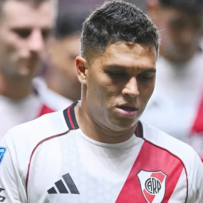Especulado em Vasco e Galo, Quintero é anunciado pelo Medellín