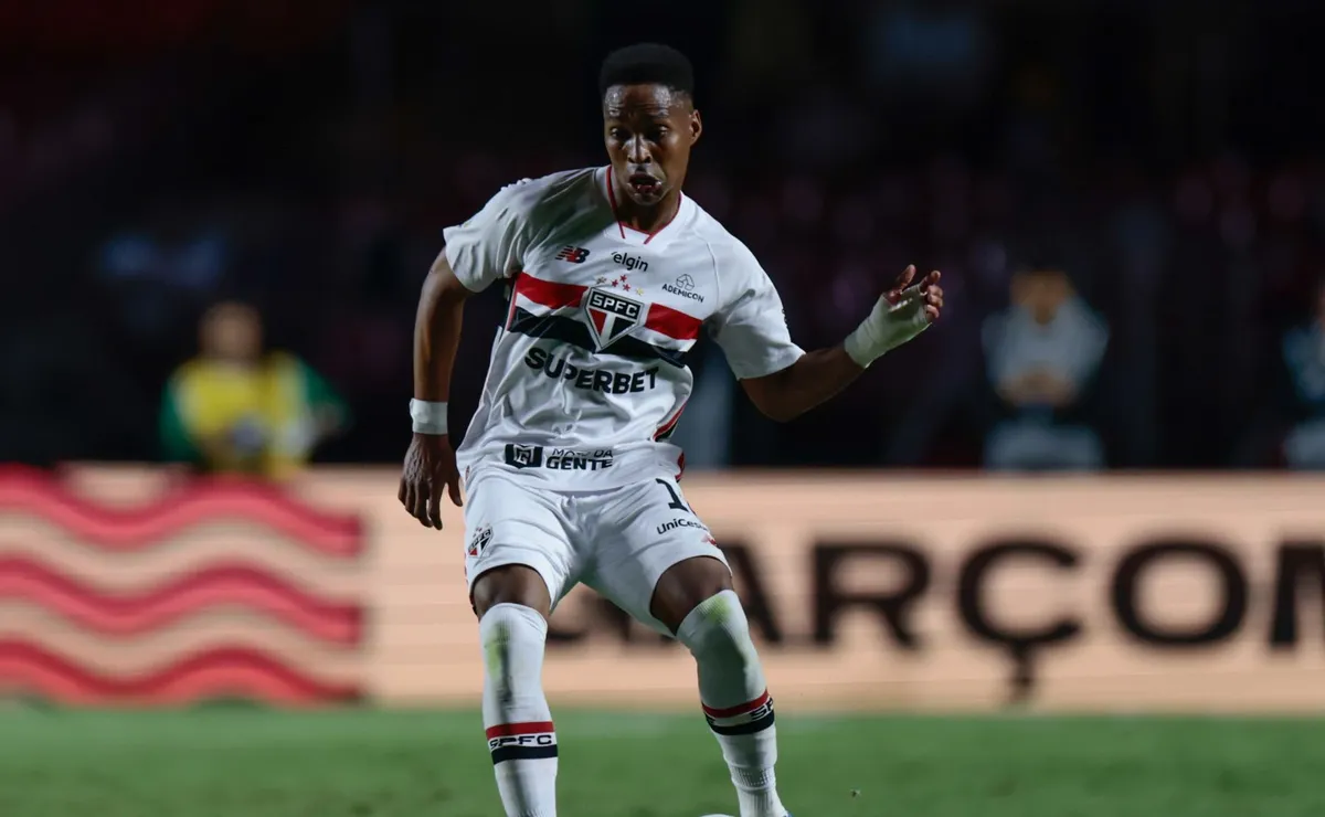 Wendell aproveita oportunidades no São Paulo e fica perto dos 50 jogos pelo clube