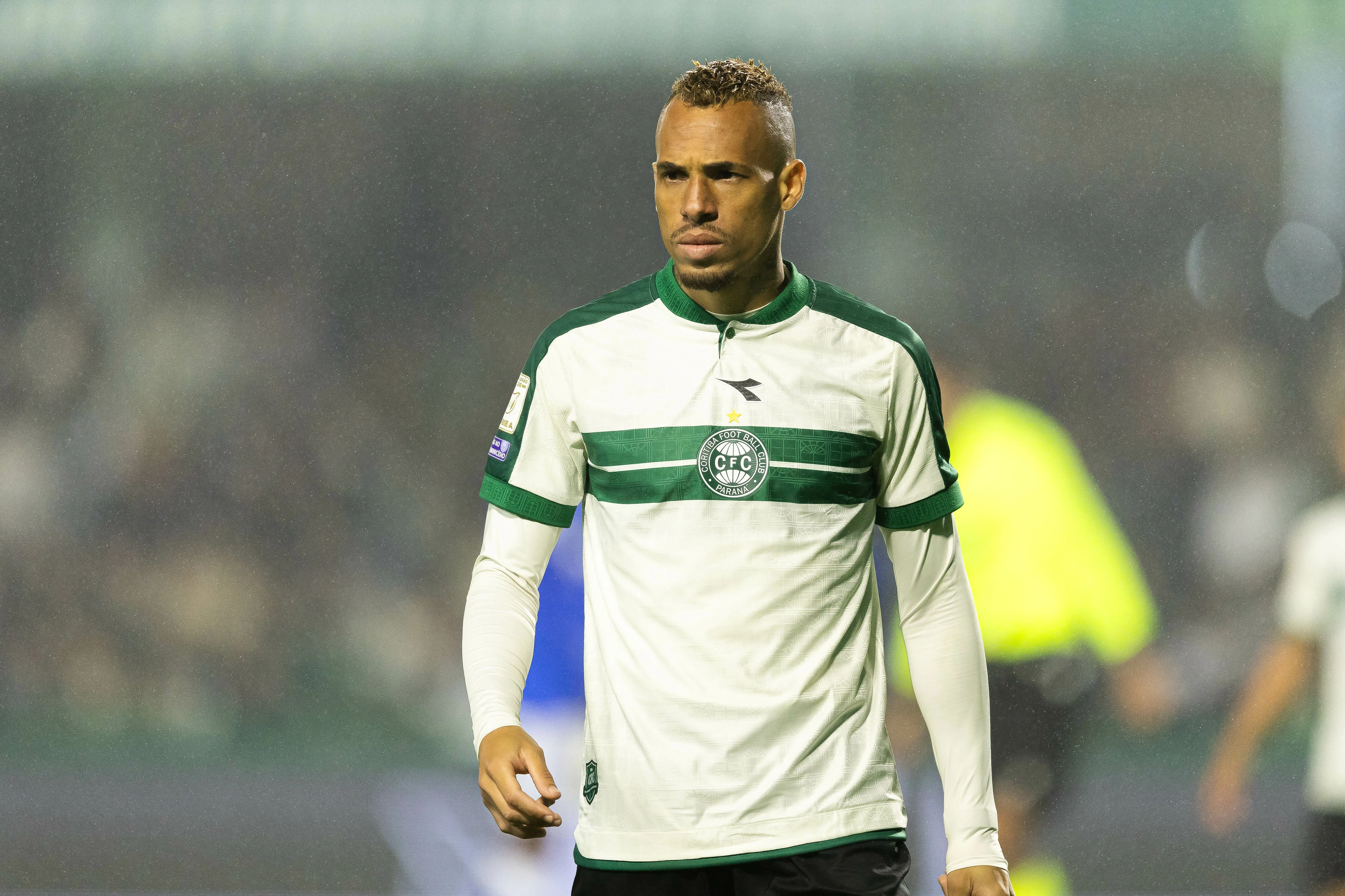 Breno Lopes. Foto: Paulo De Tarso/AGIF