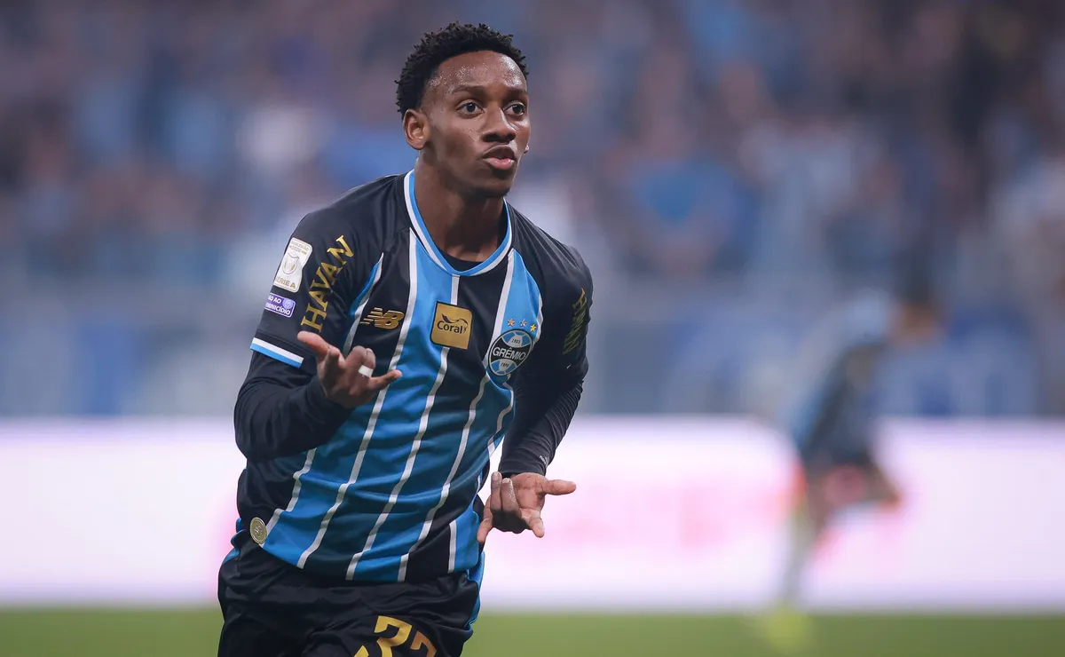 Grêmio esclarece situação de Gabriel Mec e revela que recebeu apenas uma proposta nesta janela