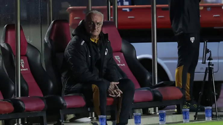 Dorival Júnior vê erros se repetirem e admite preocupação no São Paulo - Foto Marco MiateloAGIF