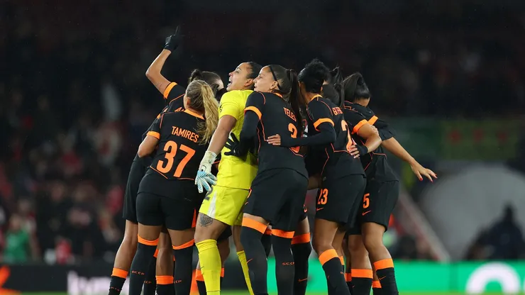 Corinthians enfrenta o Santos para buscar sequência inédita no segundo semestre - Foto Molly DarlingtonGetty Images