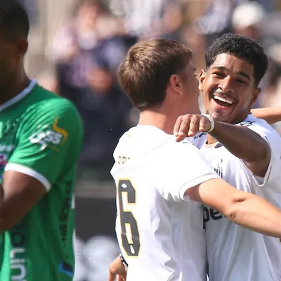 João Ananias ganha vaga e vira titular do Santos