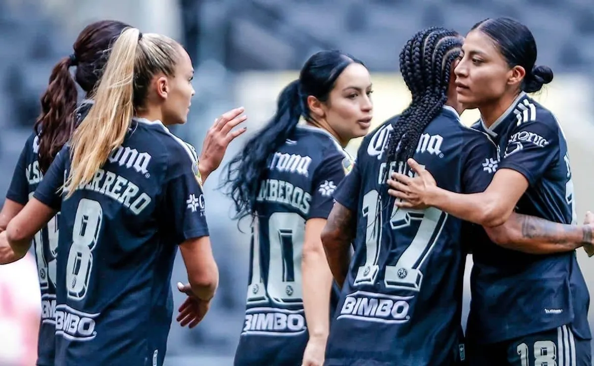 Geyse e Priscila marcam em goleada histórica do Club América no México