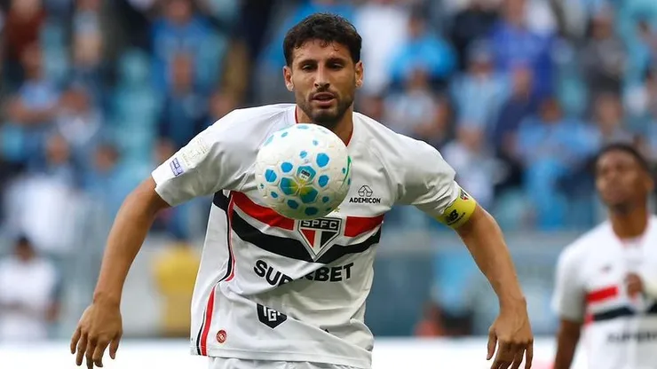 Calleri durante partida contra o Grêmio. Foto: Rubens Chiri/São Paulo FC