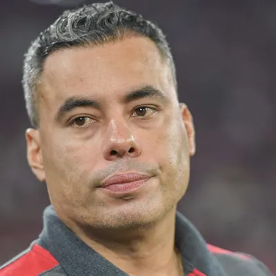 Jair Ventura viraliza após drible desconcertante de Samuel Lino