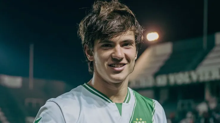 Alvo do Flamengo, Tiziano Perrotta deve ir para a Europa. Foto: Divulgação/Banfield