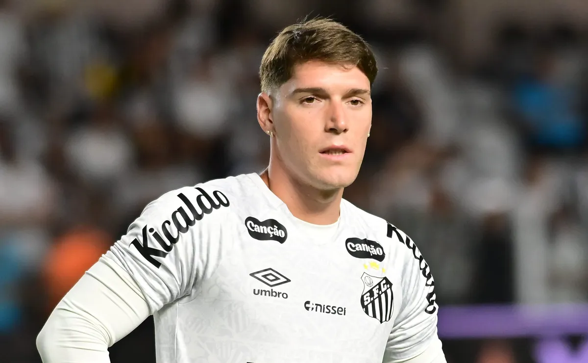 Em baixa novamente, Rollheiser pode deixar o Santos ainda nesta janela de transferências