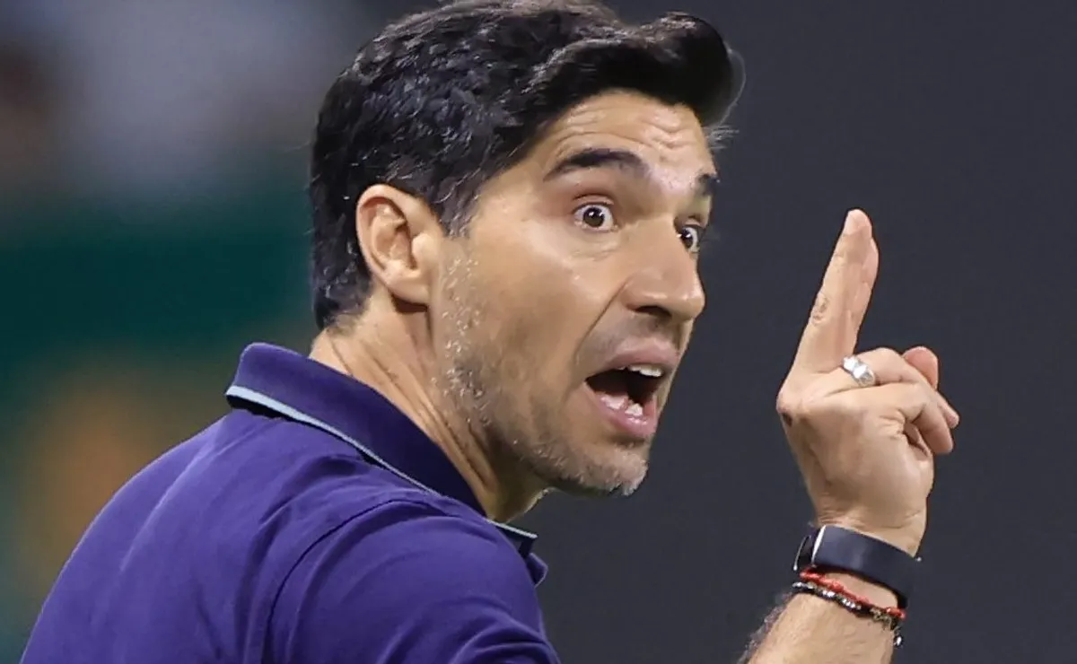 Abel detalha insatisfação com problema no Palmeiras e expõe cobrança no vestiário