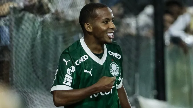 Sorriso está próximo de ser emprestado ao Al Fateh. Foto: Marco Miatelo/AGIF