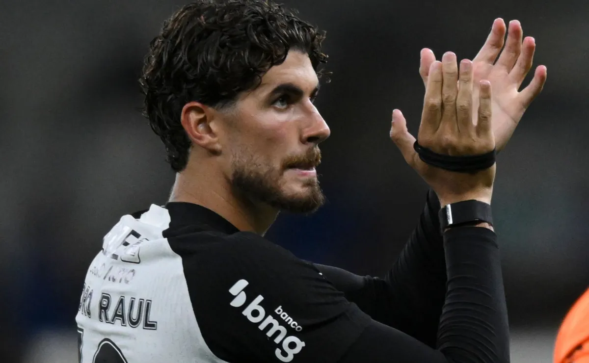Opinião: Pedro Raul, os gols e a chance de provar que há males que vêm para o bem