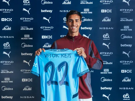 Vitor Reis deve ganhar chance entre os titulares no Manchester City