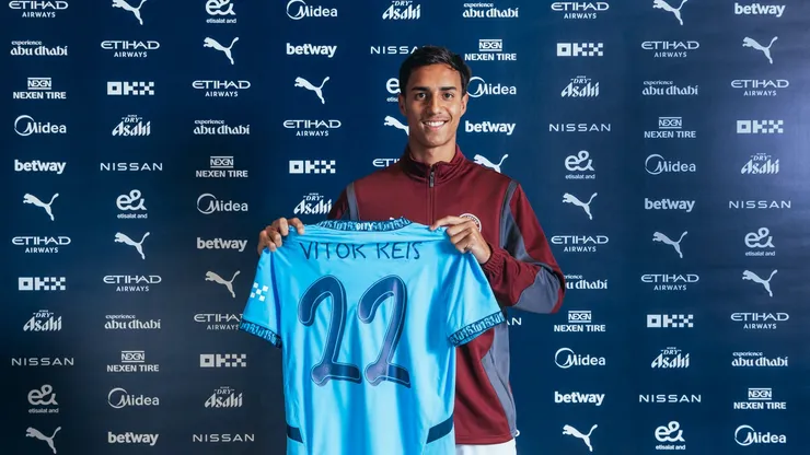 Vitor Reis foi anunciado pelo Manchester City em 2025. Foto: Divulgação/Manchester City