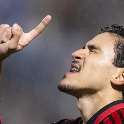 Pedro almeja salário de R$ 1,8 milhão no Flamengo