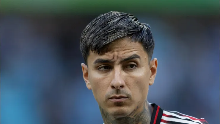 Pulgar em campo pelo Fla durante jogo contra o Grêmio, em Porto Alegre. Foto: Liamara Polli/AGIF.