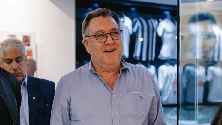 Marcelo Teixeira presidente do Santos busca solucionar problema no Santos