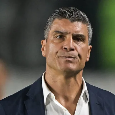 Vasco busca atender pedido do técnico e busca reforço de R$ 50 milhões