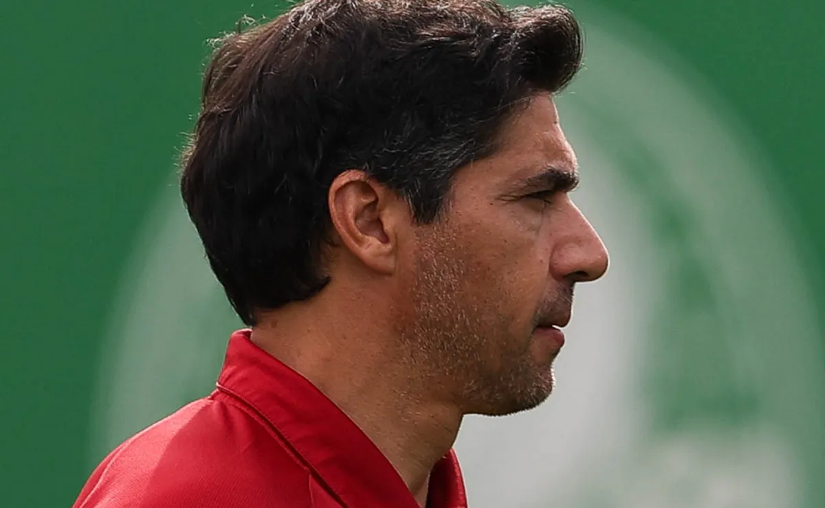 Opinião: Como explicar um protesto contra Abel em meio à liderança do Palmeiras