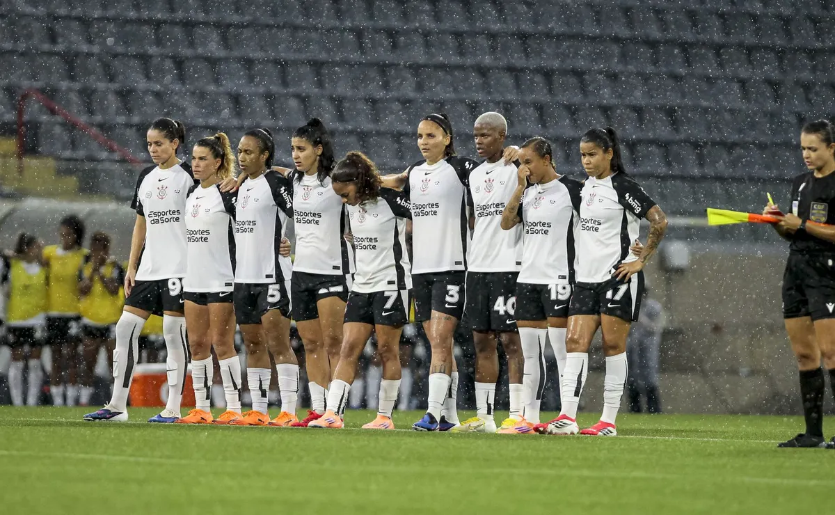 Vizzela amplia parceria com Corinthians feminino e lança produto exclusivo das Brabas
