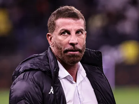 Pedrinho admite possibilidade de Vasco x Vitória no Maracanã