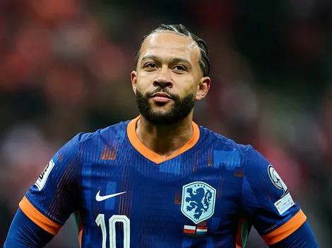 Memphis Depay avalia propostas para ficar no Brasil