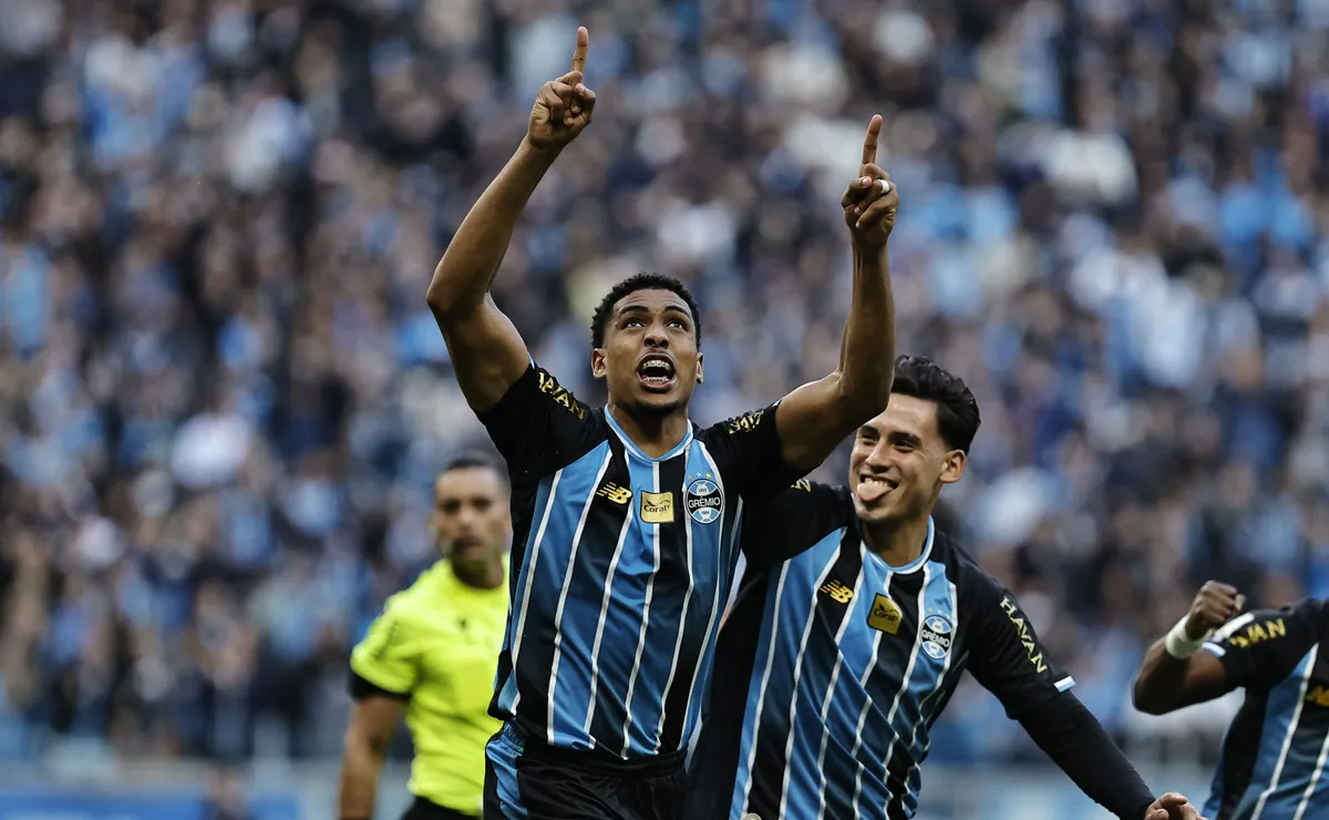 Wallace já mostra que pode ser solução no Grêmio