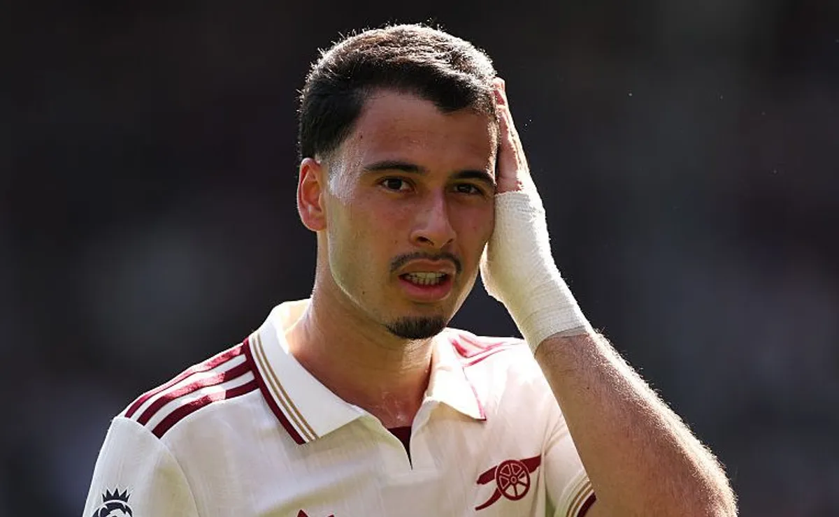 Arsenal coloca Martinelli no mercado e busca clube disposto a pagar R$ 300 milhões