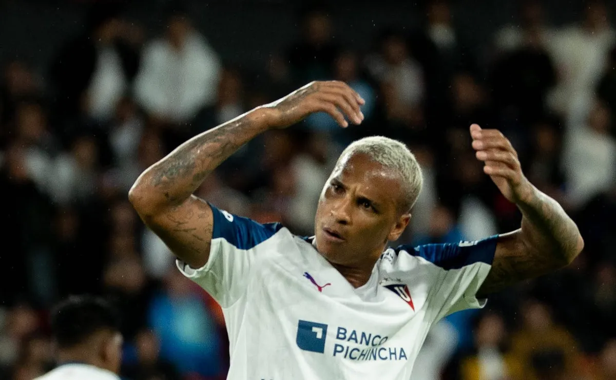 Deyverson vive fase artilheira e é trunfo da LDU para o confronto com Mirassol pela Libertadores
