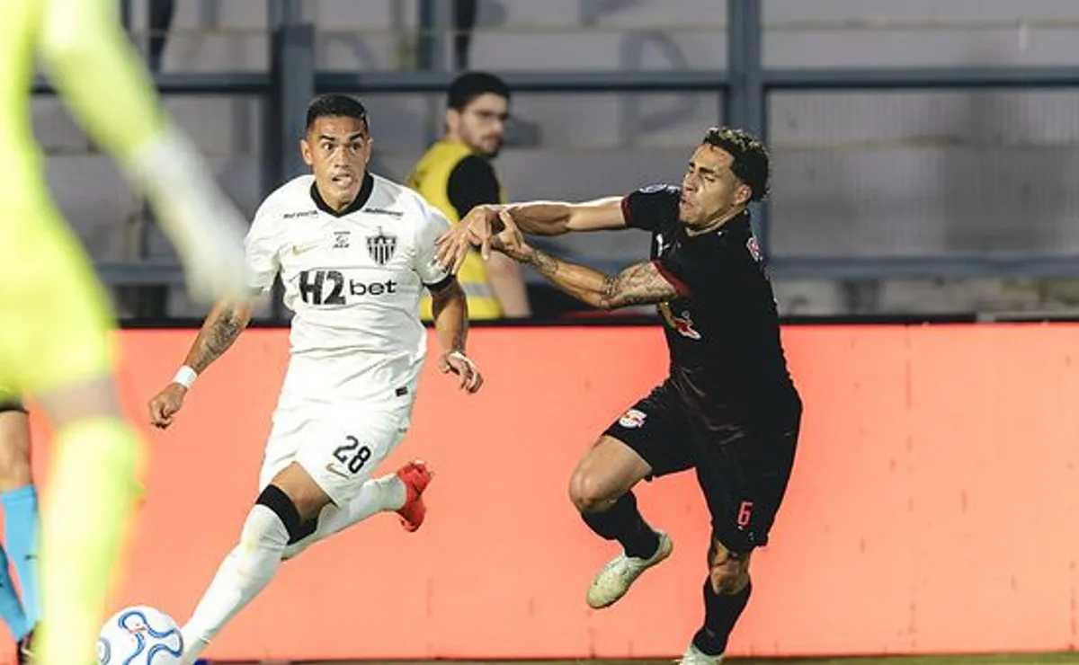 Atlético-MG vence RB Bragantino no primeiro duelo das oitavas da Copa Sul-Americana